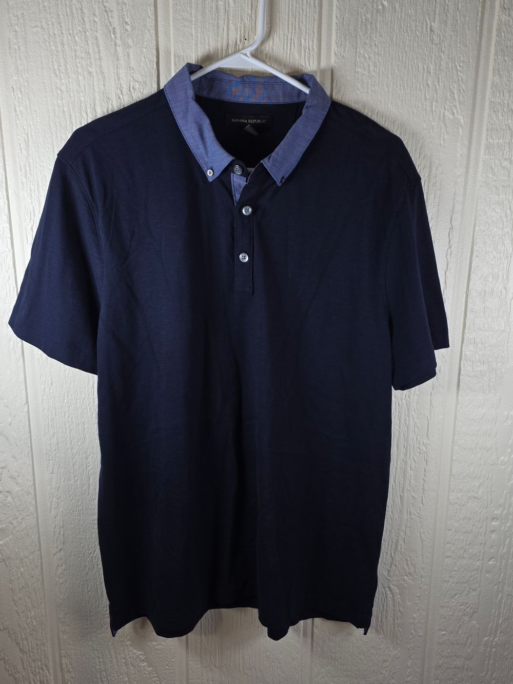 Men's Banana Republic Navy Polo with Light Blue Contrast Collar, Size XL